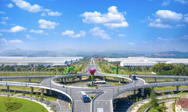 Khu kinh tế mở Chu Lai.
