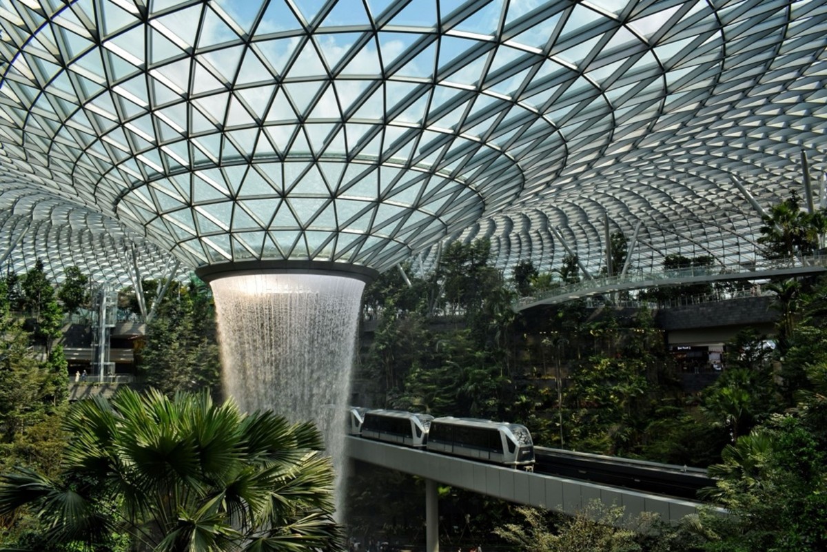 Hệ thống metro tân tiến tại sân bay Changi, Singapore. (Nguồn ảnh: Pexels).