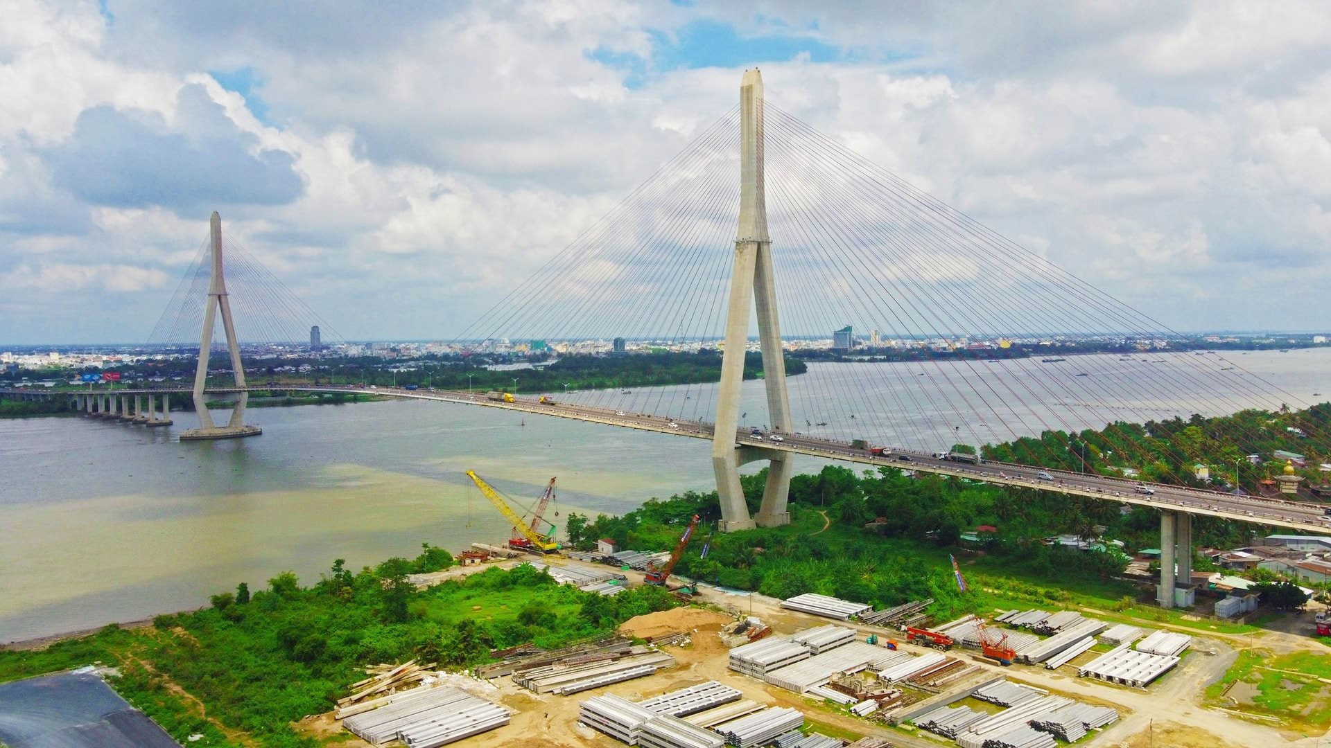 Khối bê tông từ độ cao hàng chục mét từng đổ sập hoàn toàn, Việt Nam vẫn thành công đưa công trình hơn 340 triệu lập kỷ lục Đông Nam Á cách đây gần một thập kỷ