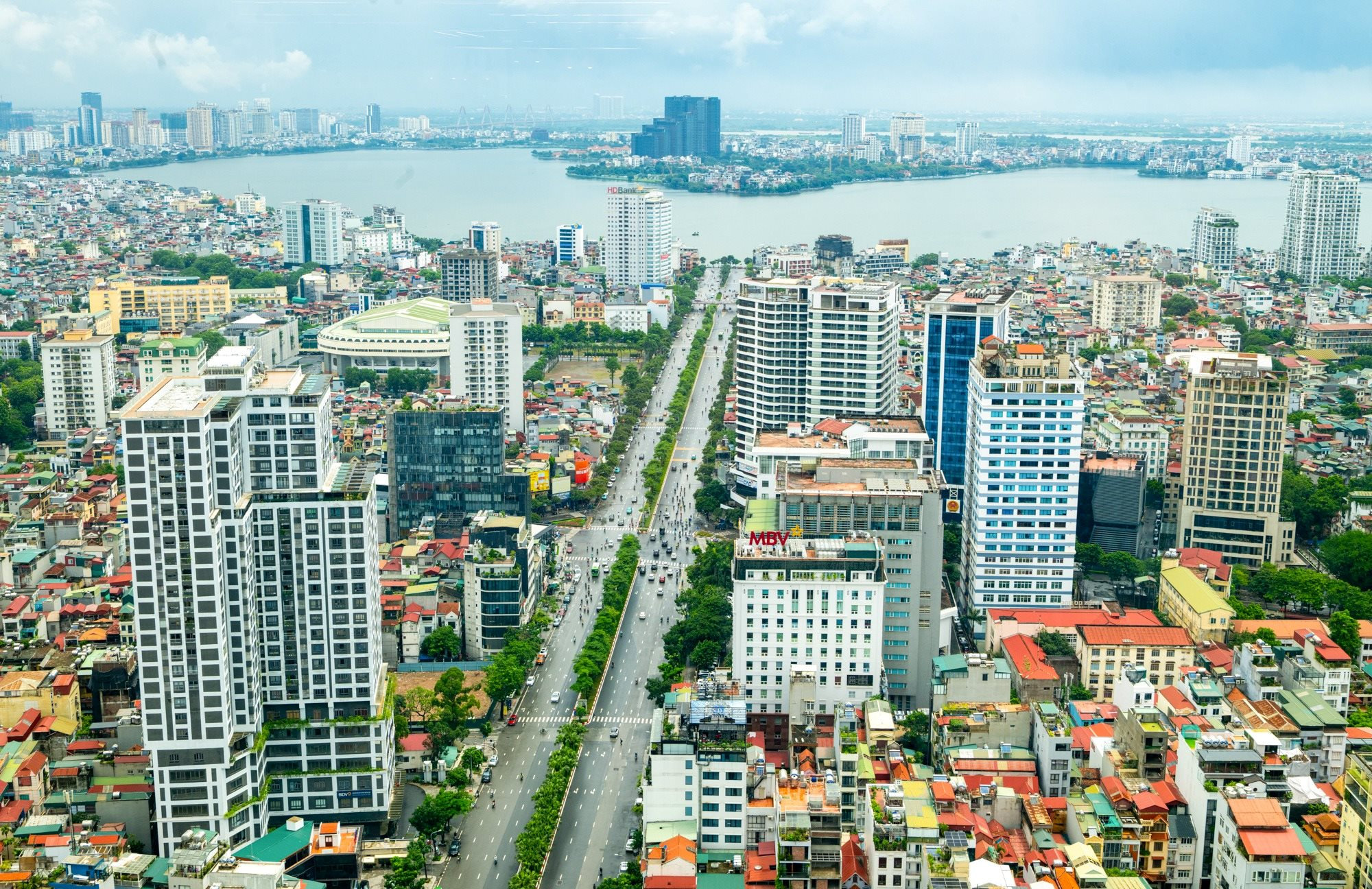 Bất động sản Hà Nội sẽ thay đổi ra sao từ bài học Thượng Hải, nơi giá nhà tăng khoảng 13 lần sau 25 năm tái quy hoạch?
