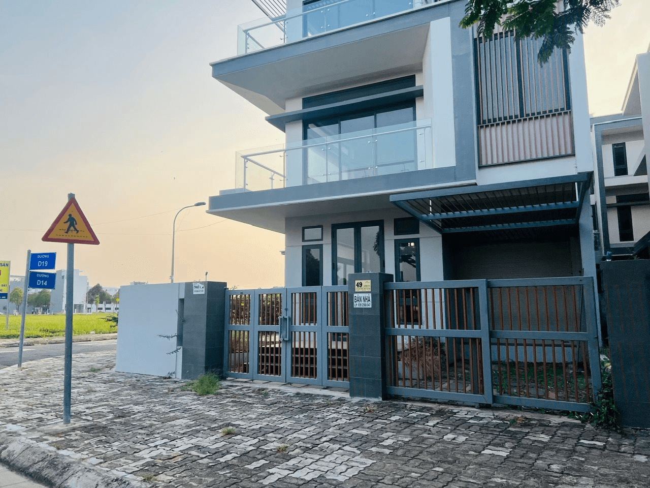 Sở Xây dựng TP.HCM: Xây nhà dưới 3 tầng, không tầng hầm với tổng diện tích sàn nhỏ hơn 250m2 được tự thiết kế, miễn giấy phép xây dựng