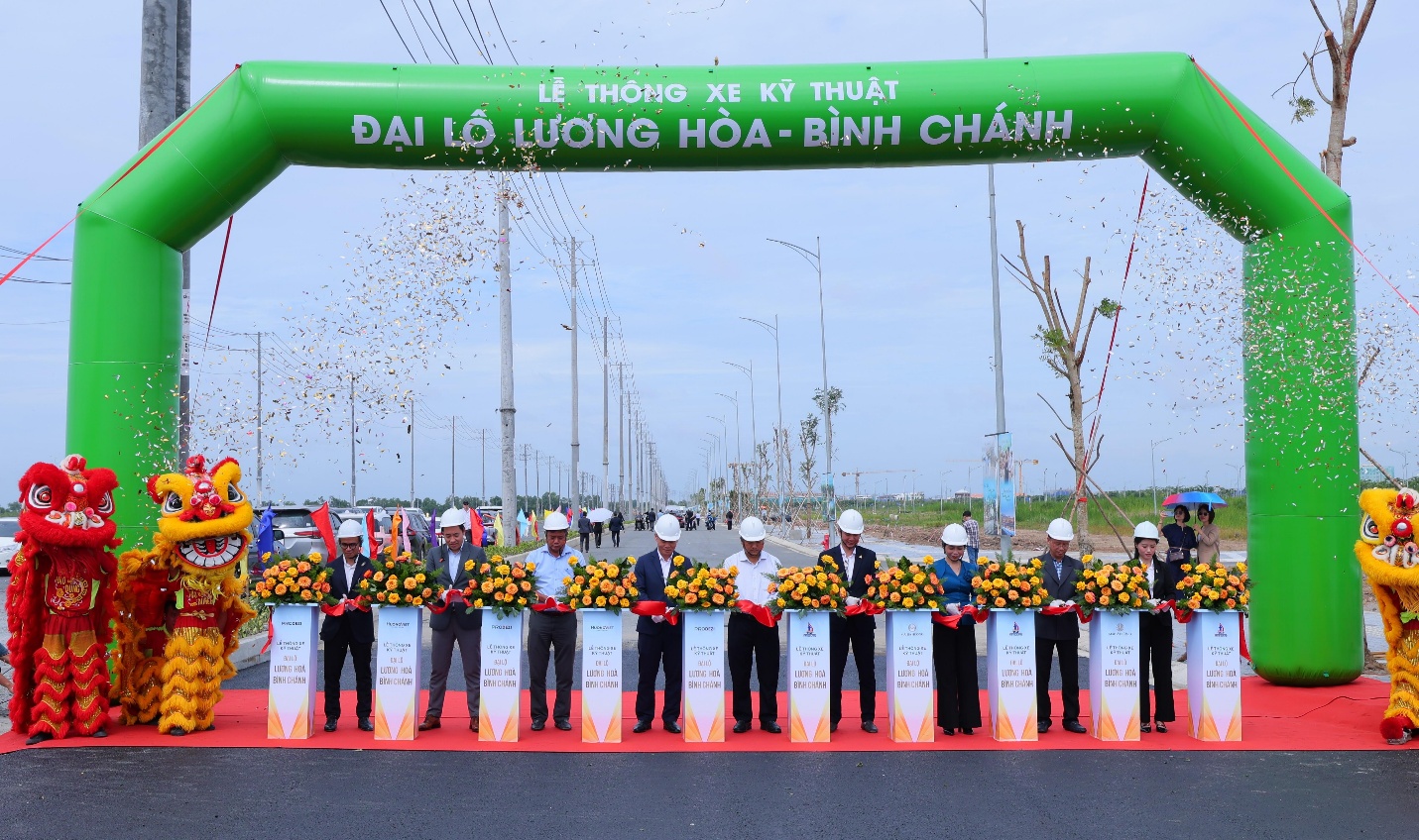 Đại lộ Lương Hòa – Bình Chánh chính thức thông xe, tạo động lực phát triển mới cho hành lang phía Tây TP.HCM - Ảnh 2.