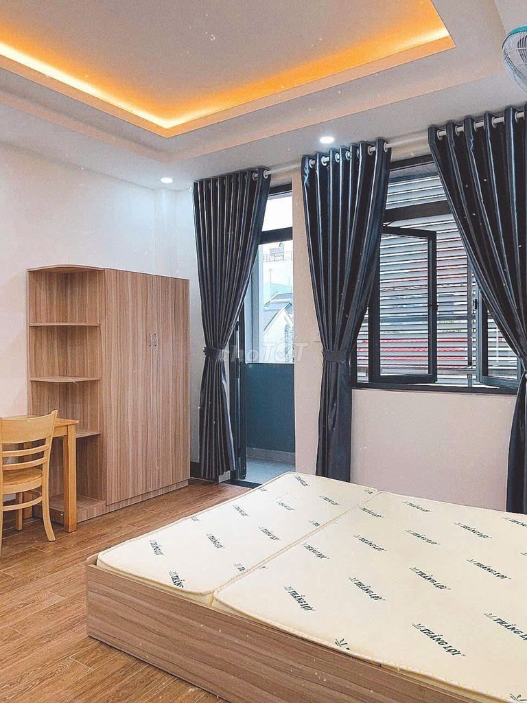 Cho thuê CĂN HỘ BAN CÔNG ĐÓN NẮNG ĐẦY ĐỦ NỘI THẤT ĐỐI DIỆN ETOWN 2 CỘNG HOÀ
