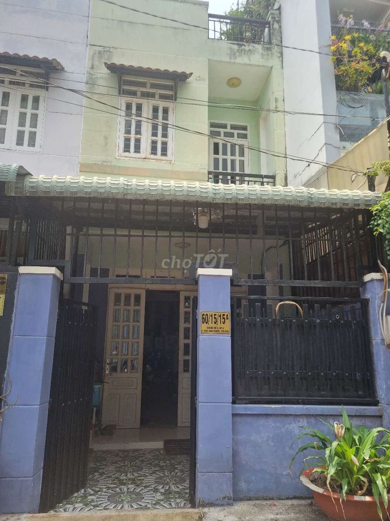 Bán nhà đã hoàn công, sổ hồng hơn 100m2 giá rẻ 