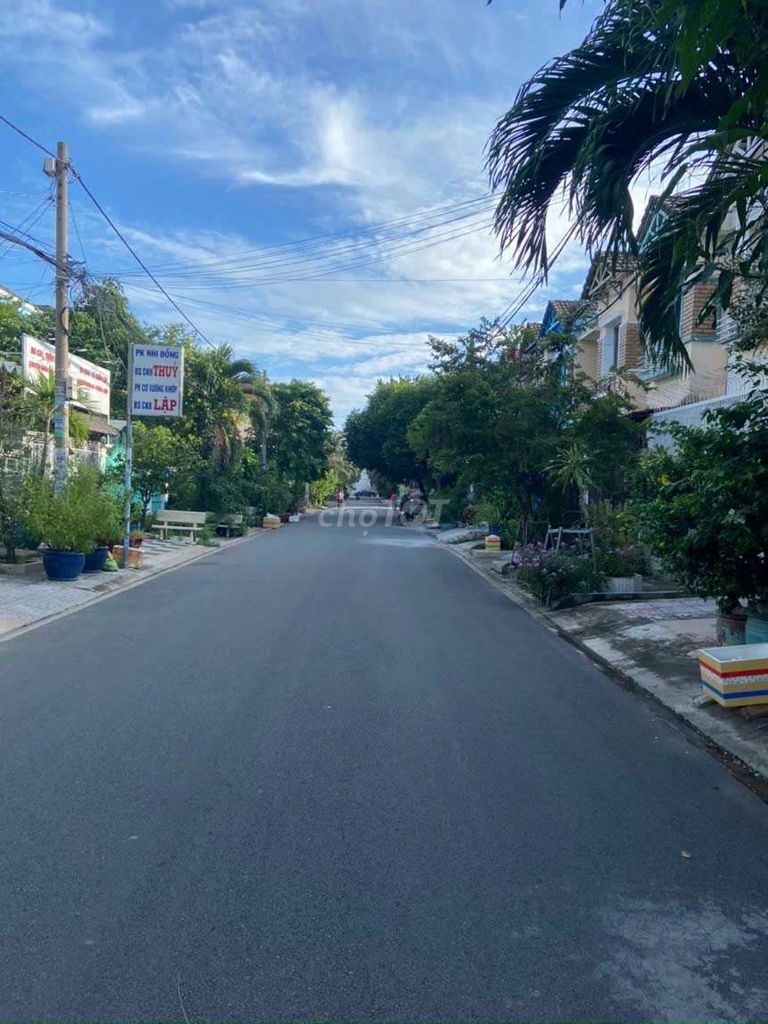 Bán Nhà phố