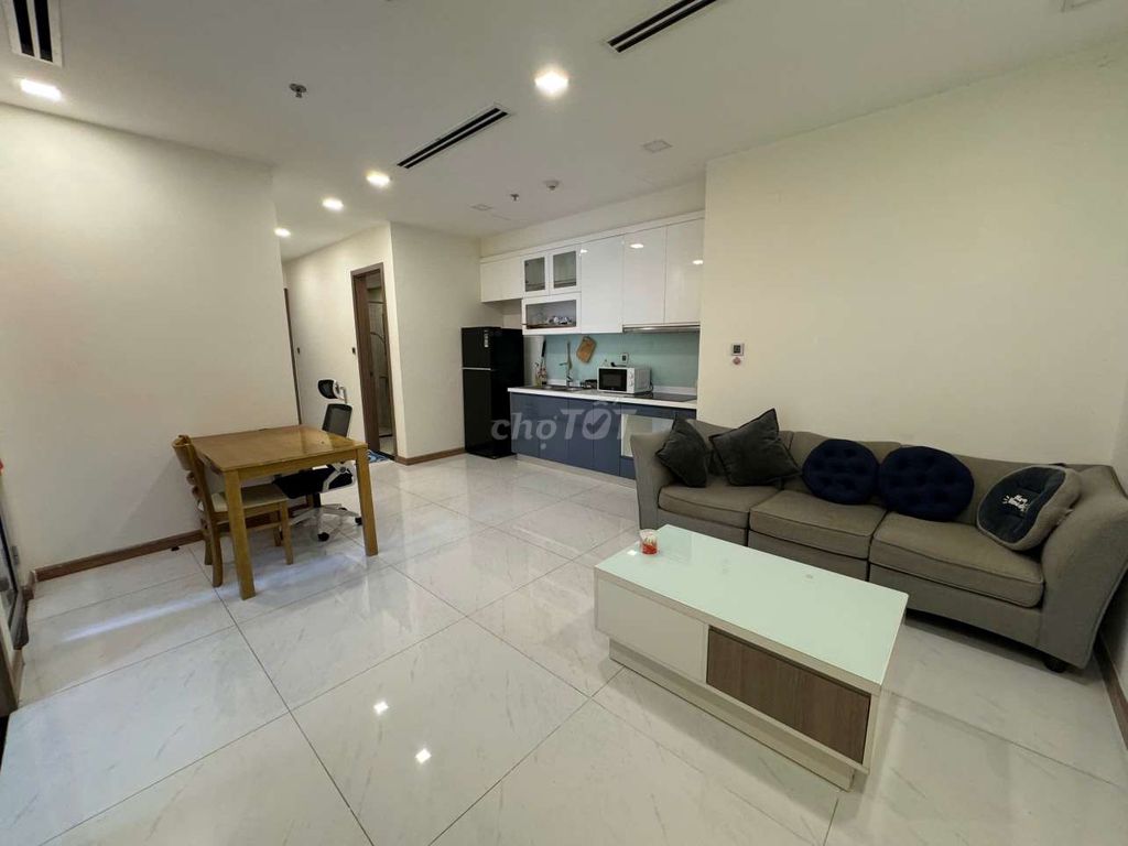 Căn hộ full nội thất Vinhomes Central Park 208 Đường Điện Biên Phủ, Phường 22