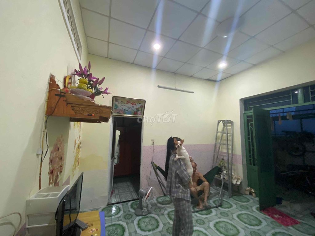 Cần bán nhà cấp 4 sổ hồng riêng Đường Xuân Thới Thượng 9, Xã Xuân Thới Thượng