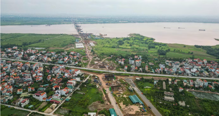 Hà Nội hoàn thành giải phóng mặt bằng 6/7 cầu vượt sông Hồng