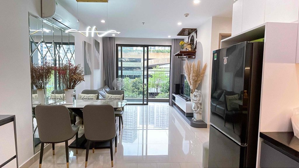 CHÍNH CHỦ BÁN CĂN HỘ 2PN VINHOMES OCEAN PARK GIA LÂM FULL NỘI THẤT