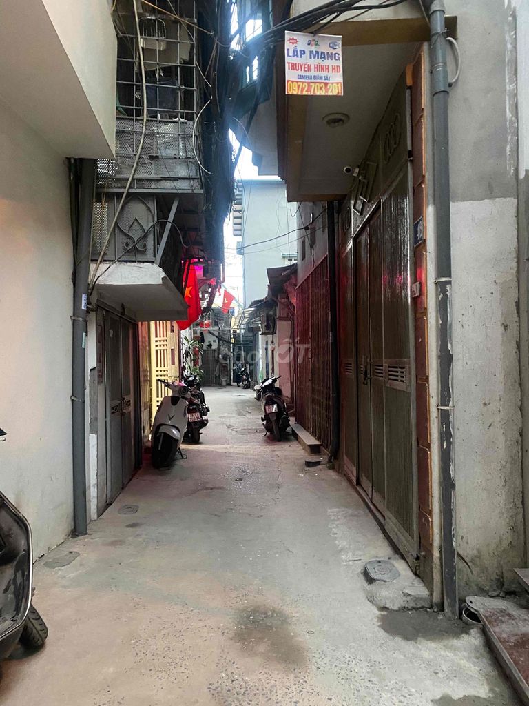 Chinh chủ bán nhà diện tích nhỏ xinh có sổ đỏ giá vừa phải