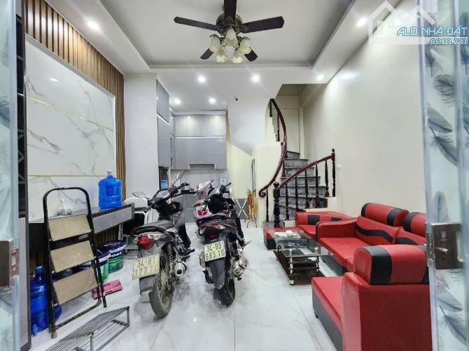 Nhỉnh 8 tỷ Đống Đa Xã Đàn phố thuận tiện, ngõ thông tứ tung