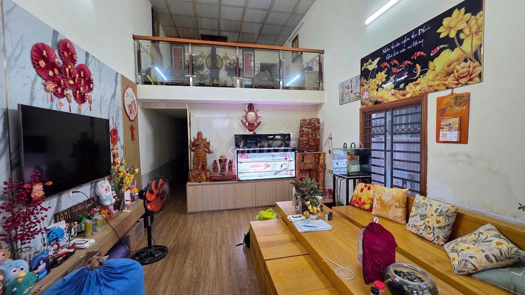 Nhà nở hậu Trung tâm thành phố