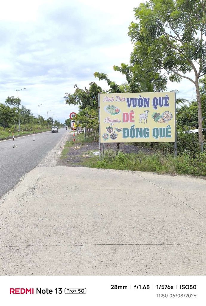 bán đất gần Nam Kỳ khởi Nghĩa.