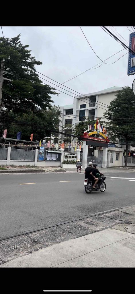 Đất thổ cư sổ hồng sẵn, vị trí trung tầm phường