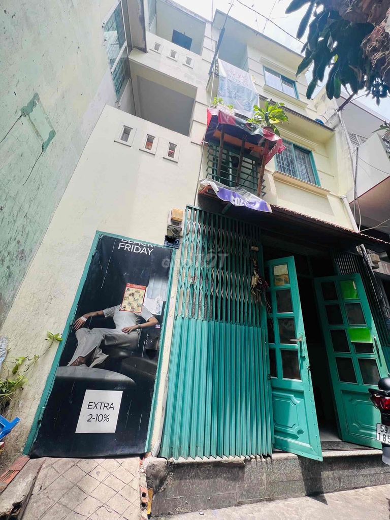 Nhà Ngô Gia Tự ,hơn 40m2 ,sd hơn 100m2 1xẹt gần mặt tiền , 3tầng BTCT