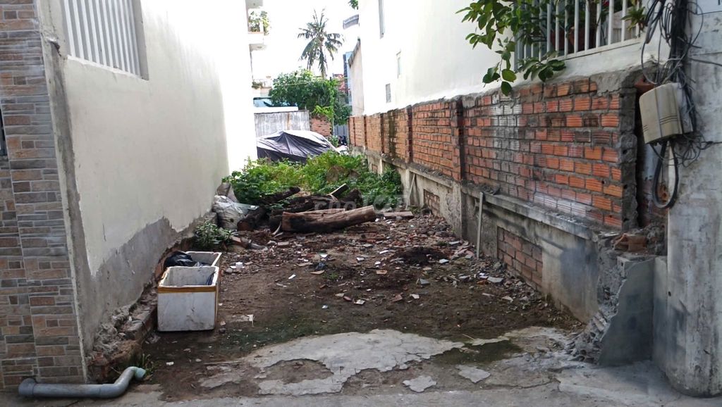 Bán lô đất 2 mặt tiền hẻm Củ Chi Gần Biển