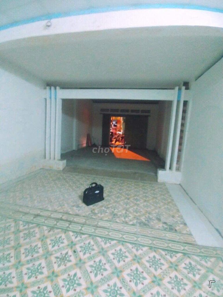 Bán Nhà cấp 4 cũ mặt tiền Đỗ Xuân Hợp 93,7m2