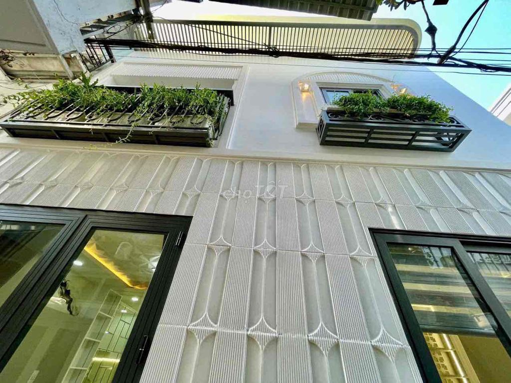 SIÊU HIẾM CHỈ 3 TỶ NHĨNH- NỘI THẤT CHÂU ÂU