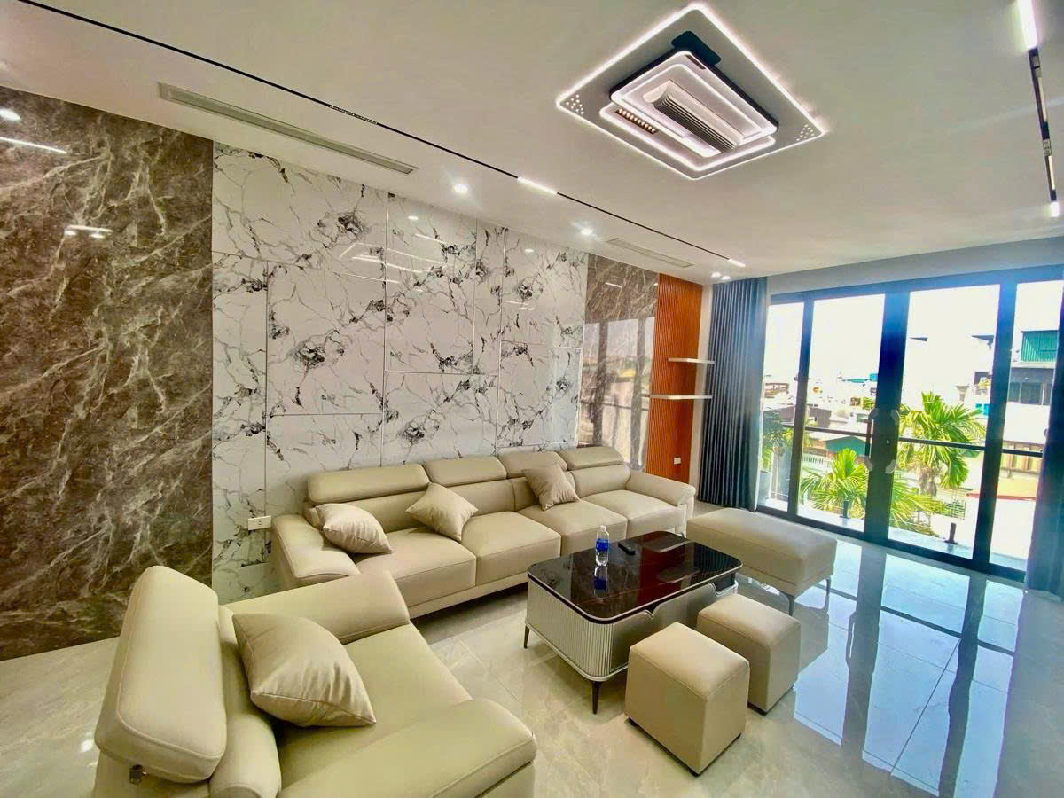 Bán nhà bát khối 60m 7 tầng mt4m gara ô tô 2 thoáng nhỉnh 17 tỷ