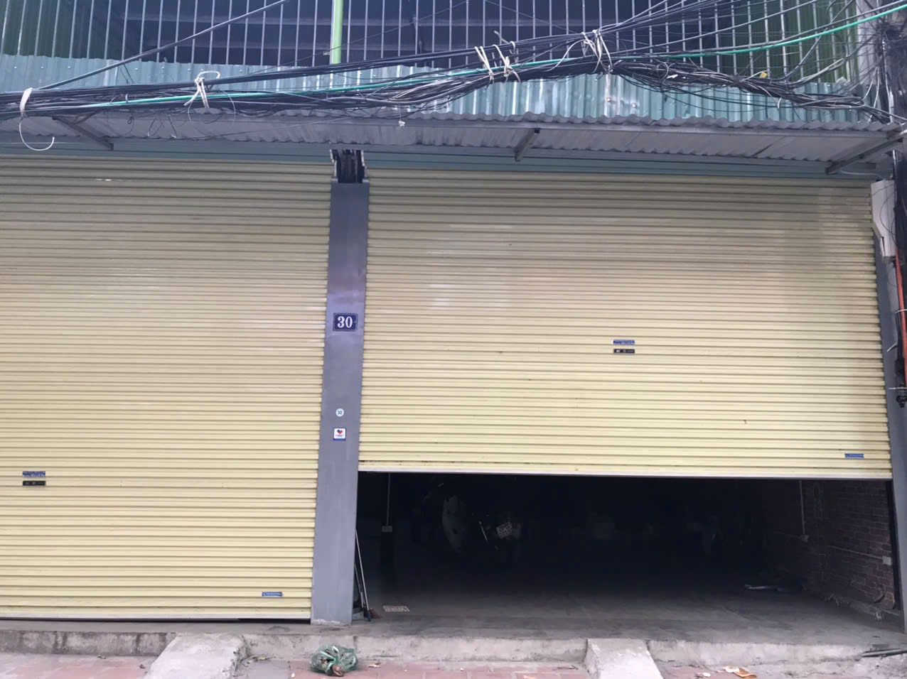 Bán nhà mặt phố ngõ 107, số 30 Nguyễn Chí Thanh, Láng Thượng